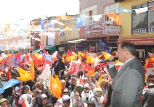 Akdağ Pasinler'de halka seslendi